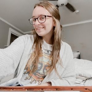 Meet your Posher, Jenna